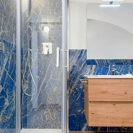 Vittorio Veneto Collection