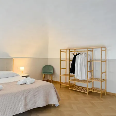 Vittorio Veneto Collection